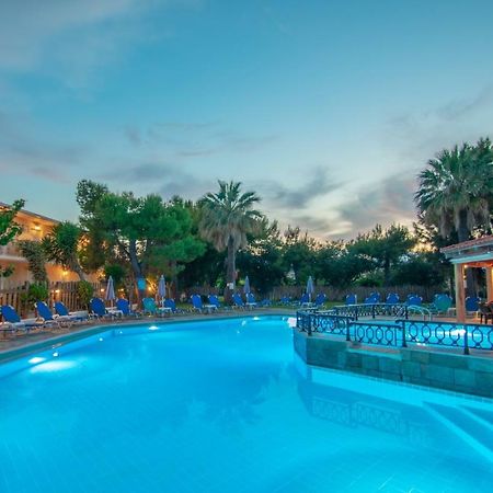 Splash Pool Bar ラガナス エクステリア 写真